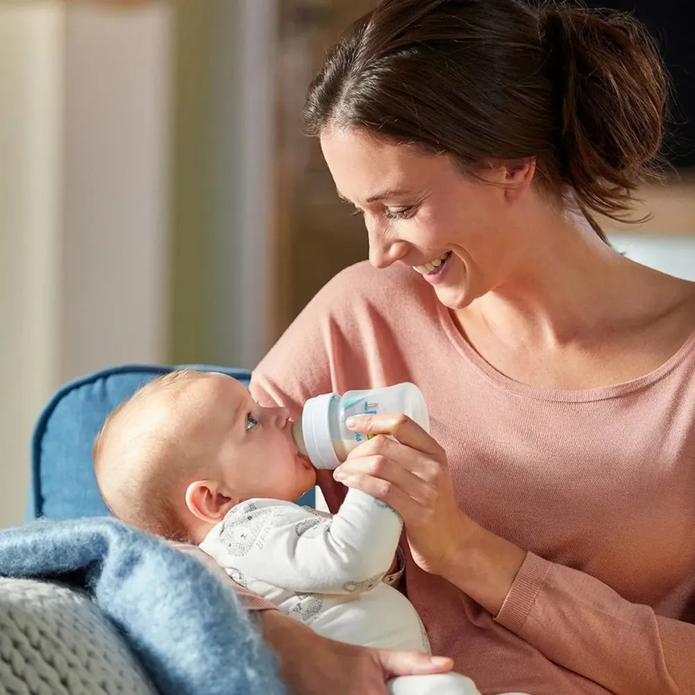 Avent 3-Pack Anti-Colic Baby Bottles Set with AirFree Vent - 4oz