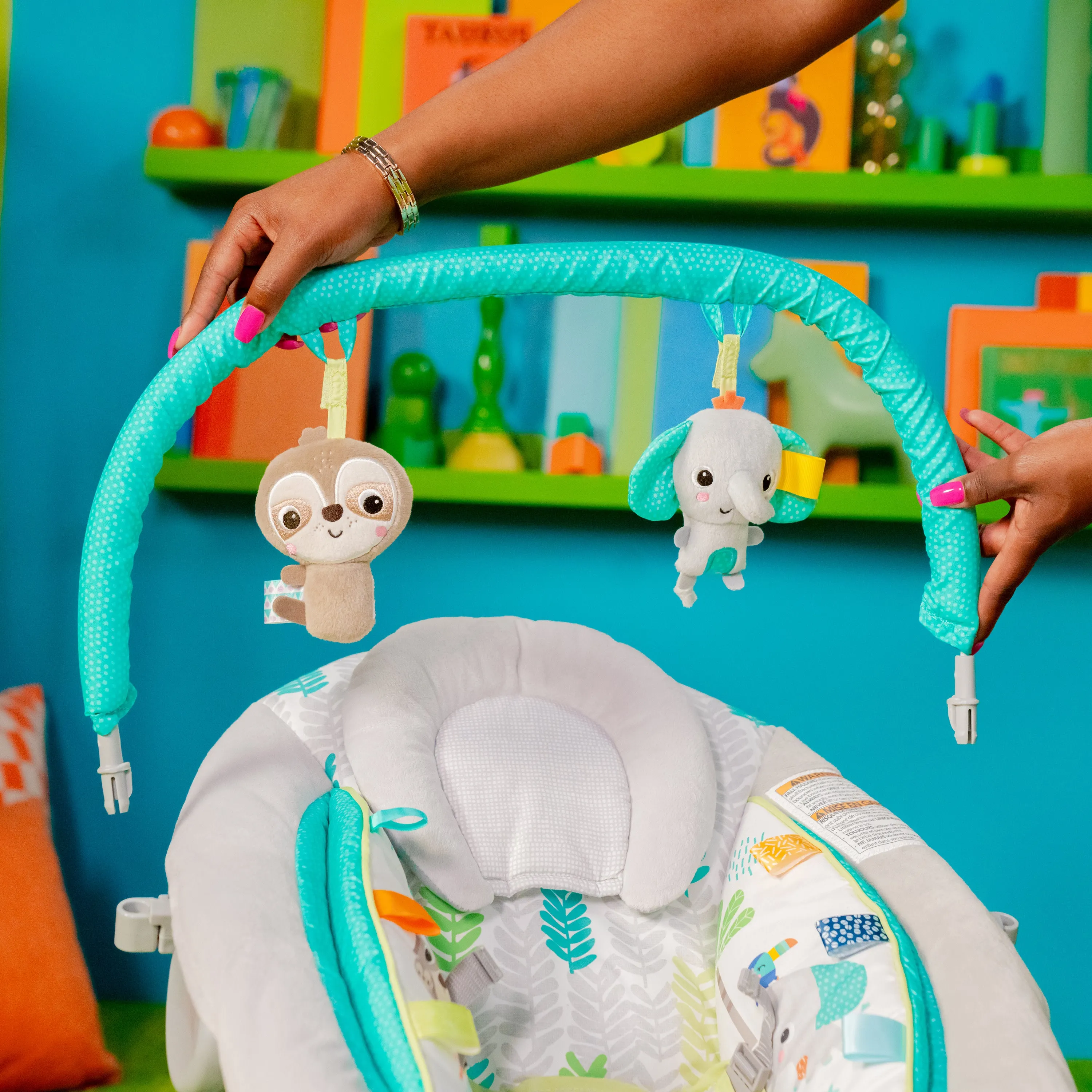 Bright Starts Jungle Vines Comfy Baby Bouncer with Vibrating Infant Seat & Taggies