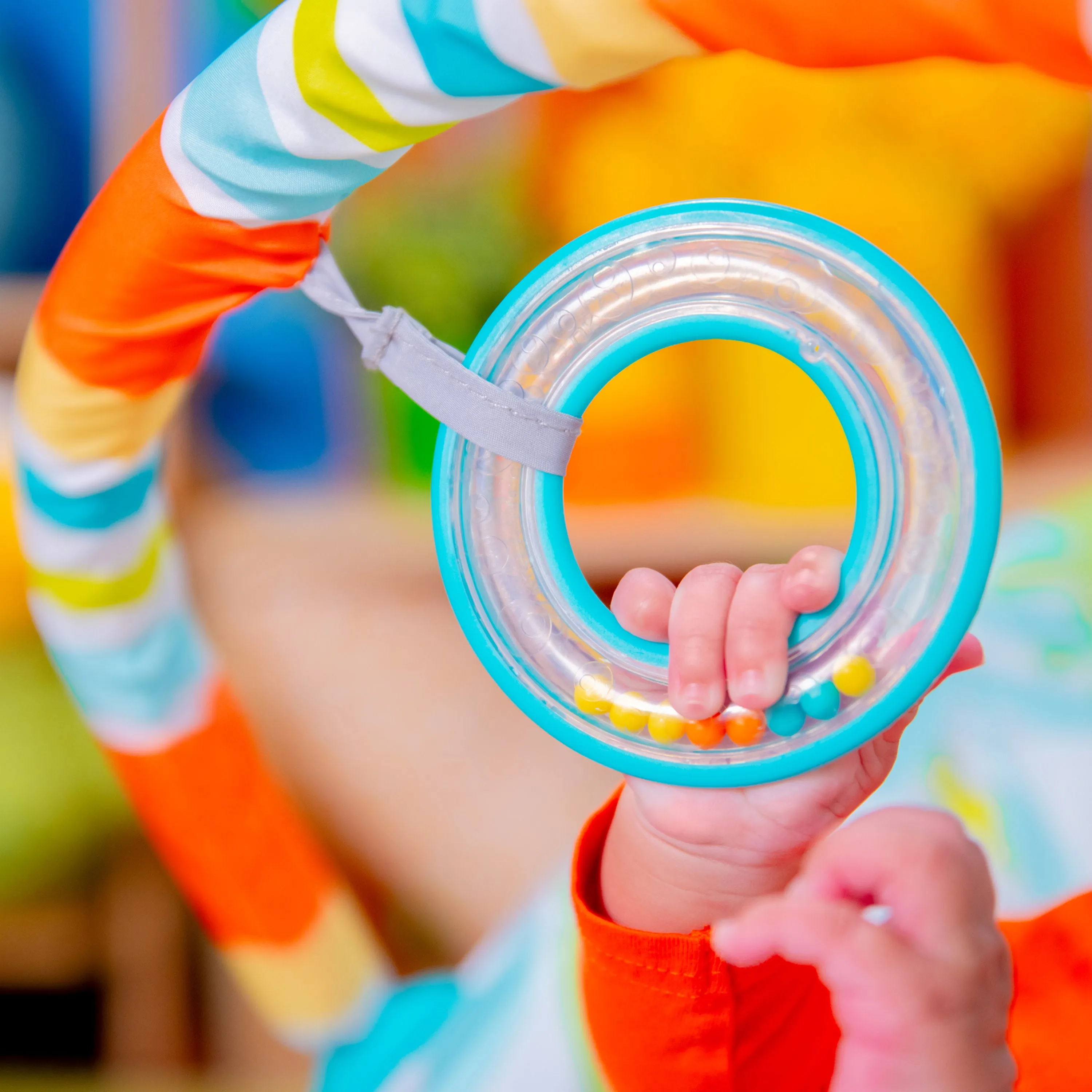 Bright Starts Rainforest Vibes Vibrating Bouncer with Toy Bar