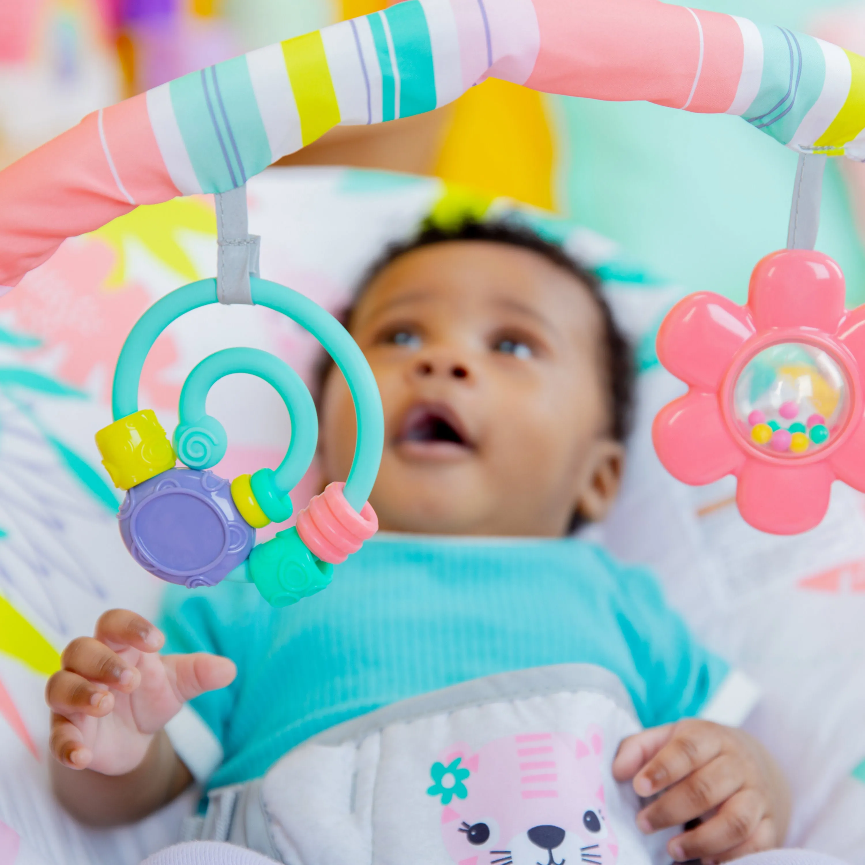 Bright Starts Rainforest Vibes Vibrating Bouncer with Toy Bar