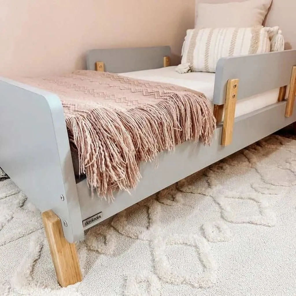 DaDaDa Muse Toddler Bed