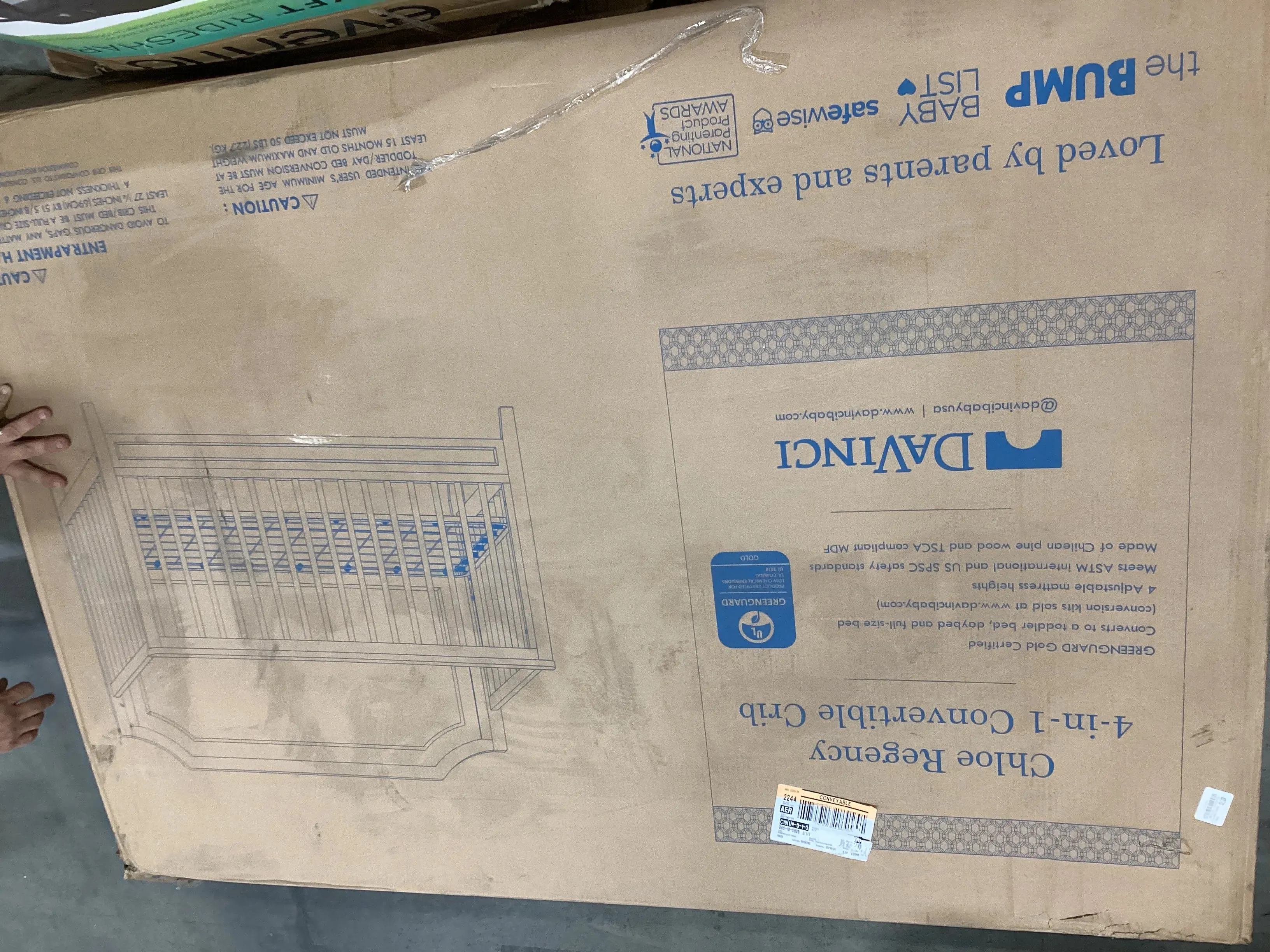 DaVinci Chloe Regency 4-in-1 Convertible Crib - White (See description)