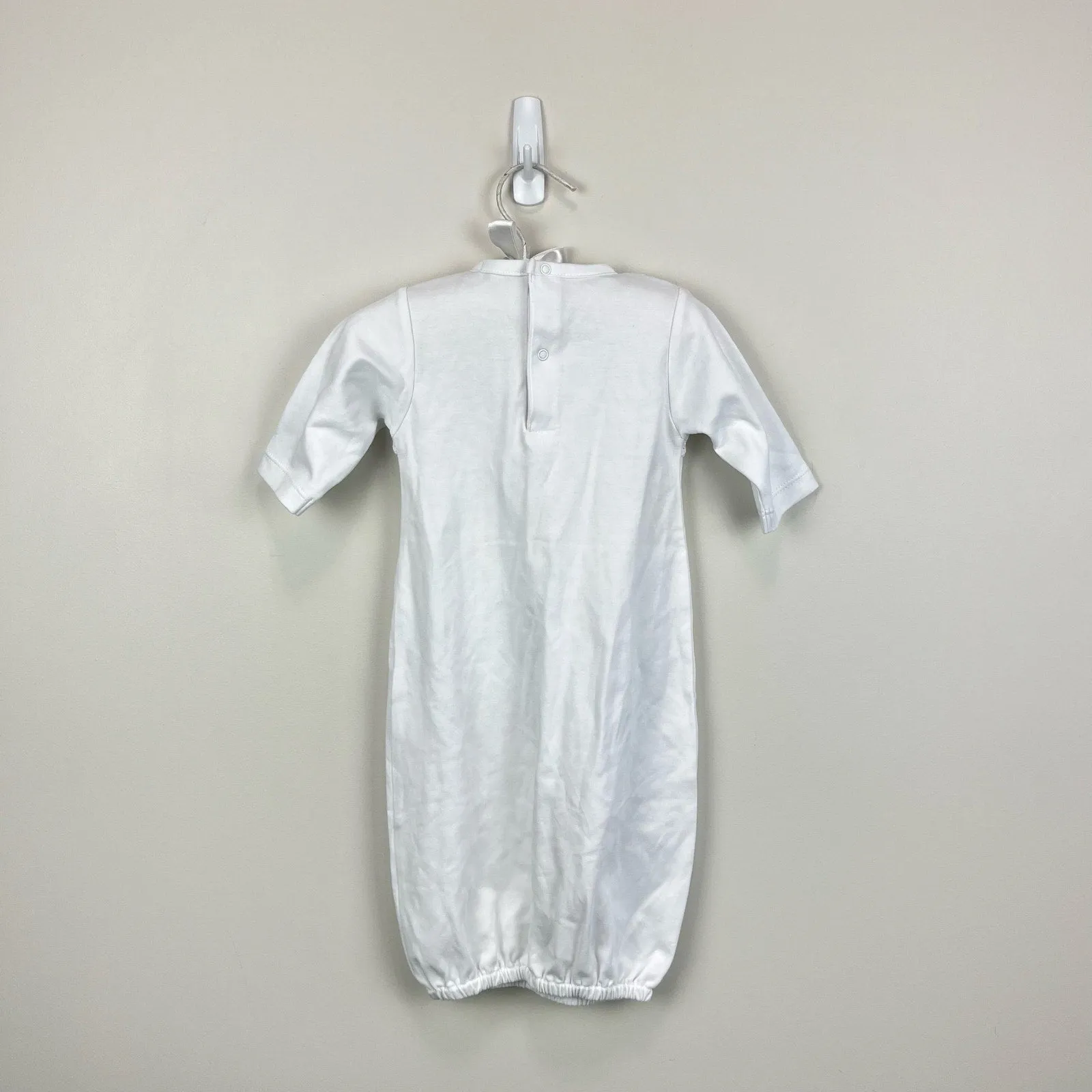 Kissy Kissy Smocked Serenity Sack Gown White Small 0-3 Months NWT