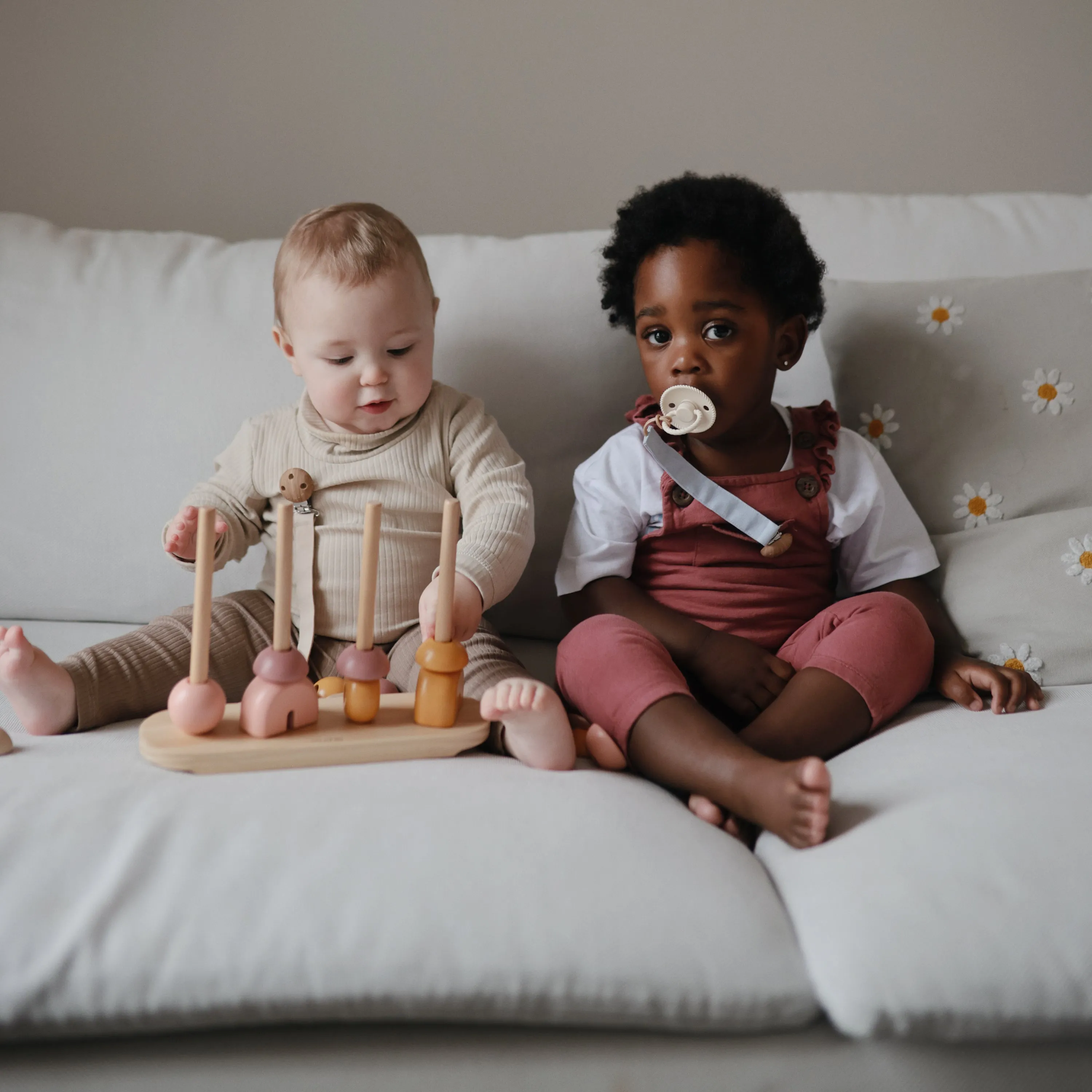 Linen Pacifier Clip 2-pack