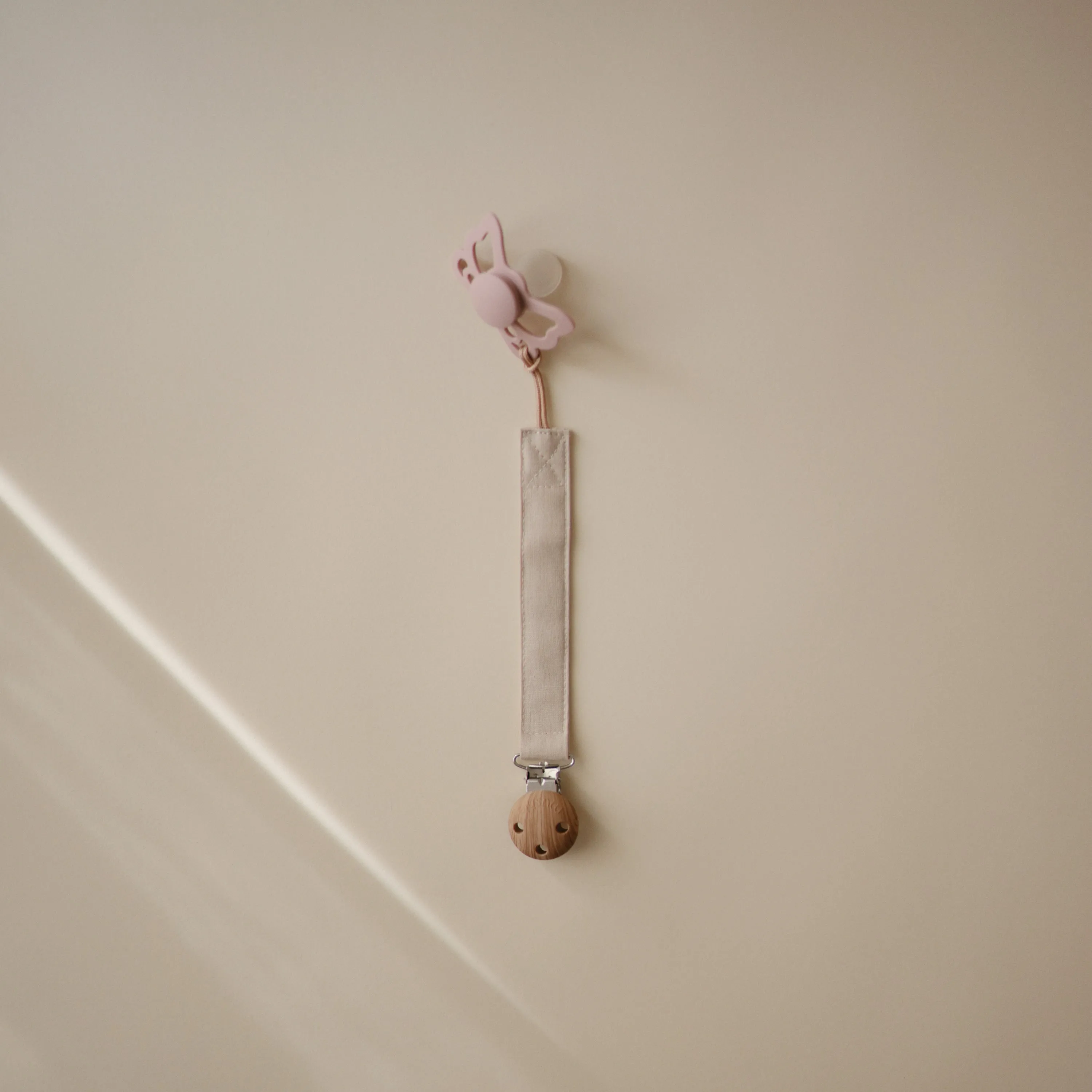 Linen Pacifier Clip 2-pack