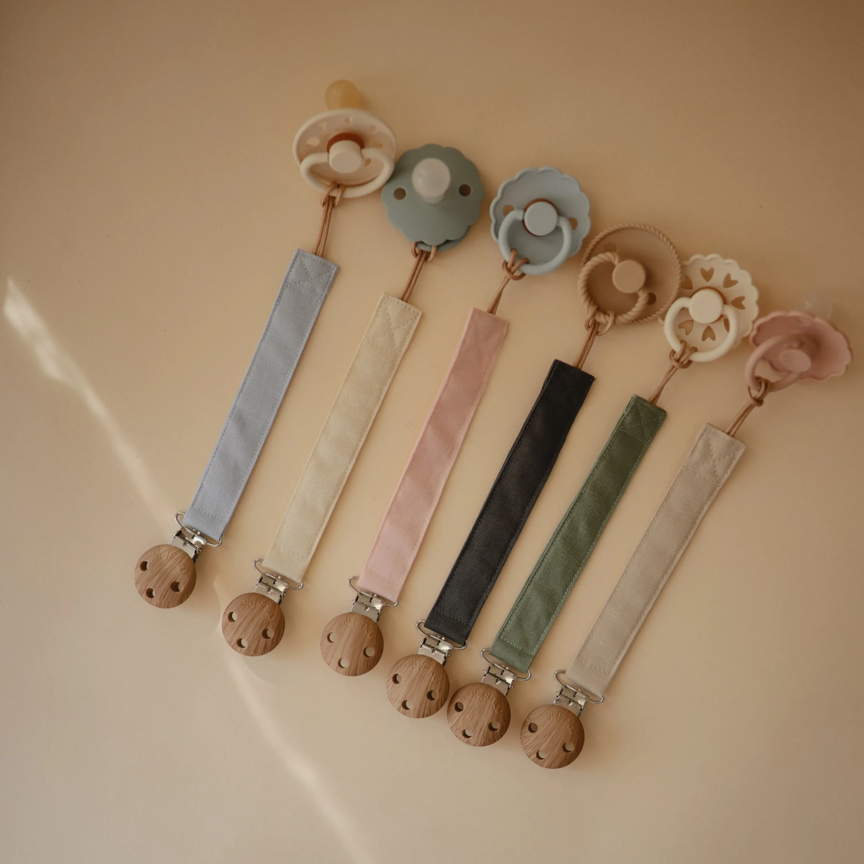 Linen Pacifier Clip 2-pack