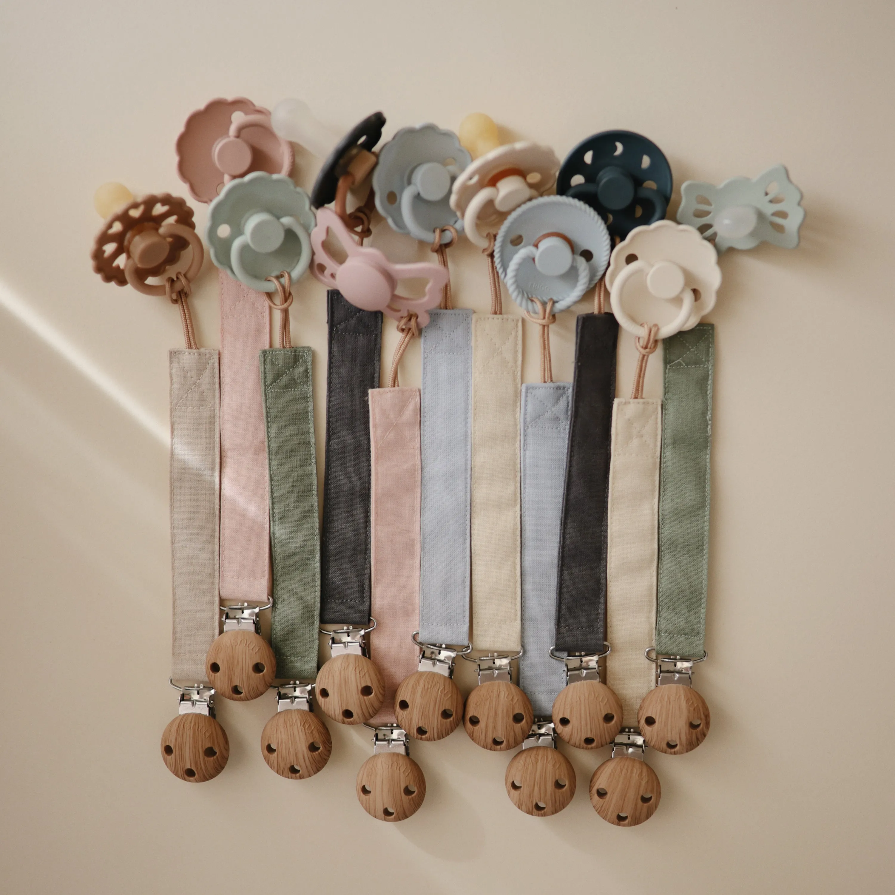 Linen Pacifier Clip 2-pack