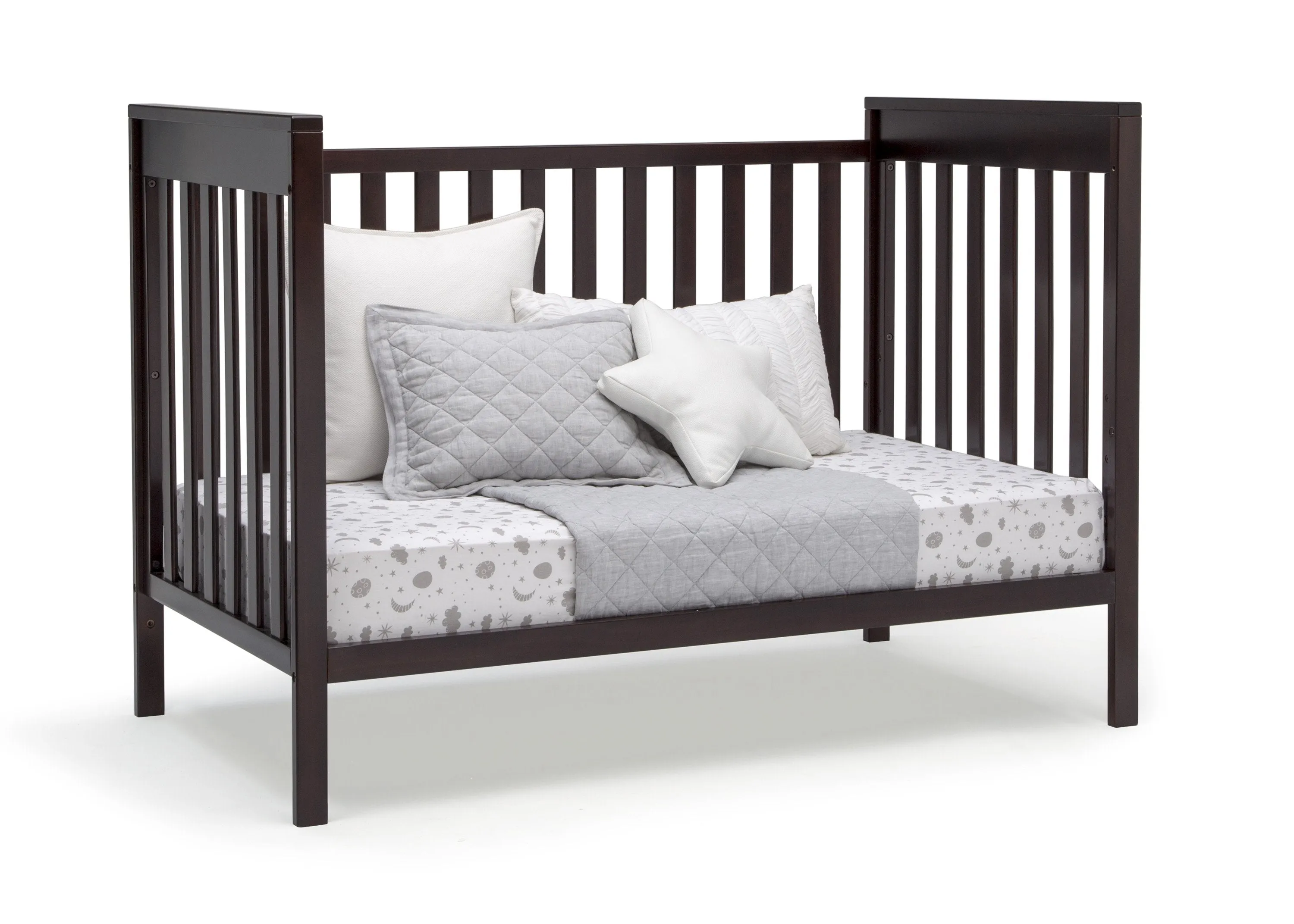 Mercer 6-in-1 Convertible Crib