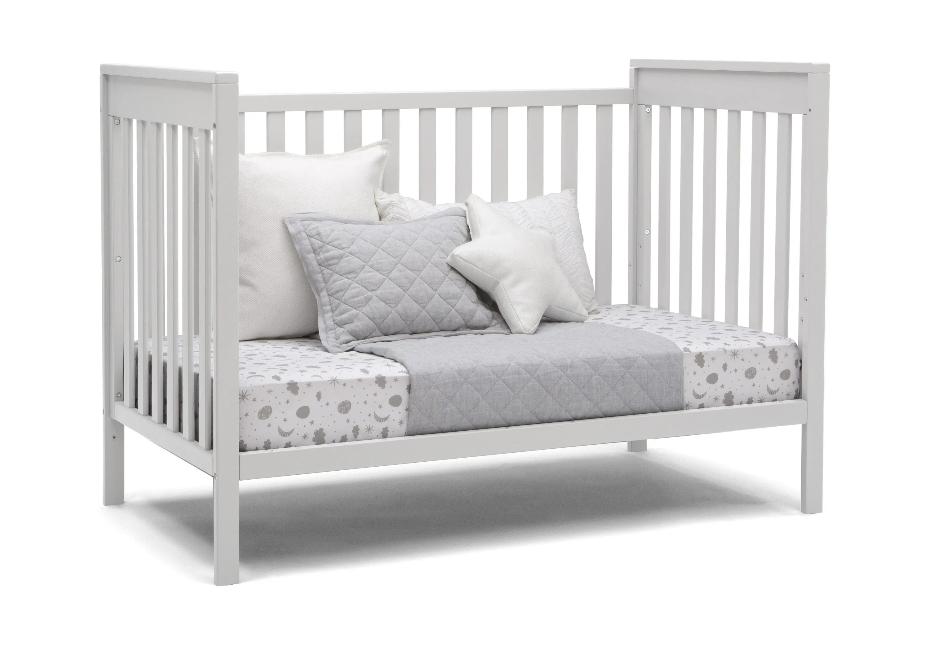 Mercer 6-in-1 Convertible Crib
