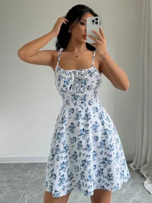 SHEIN Frenchy Ladies' Spaghetti Strap Tie-Back Floral Print Pleated Cami Dress